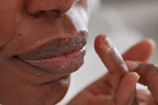 AMI London diy lip scrub natural products
