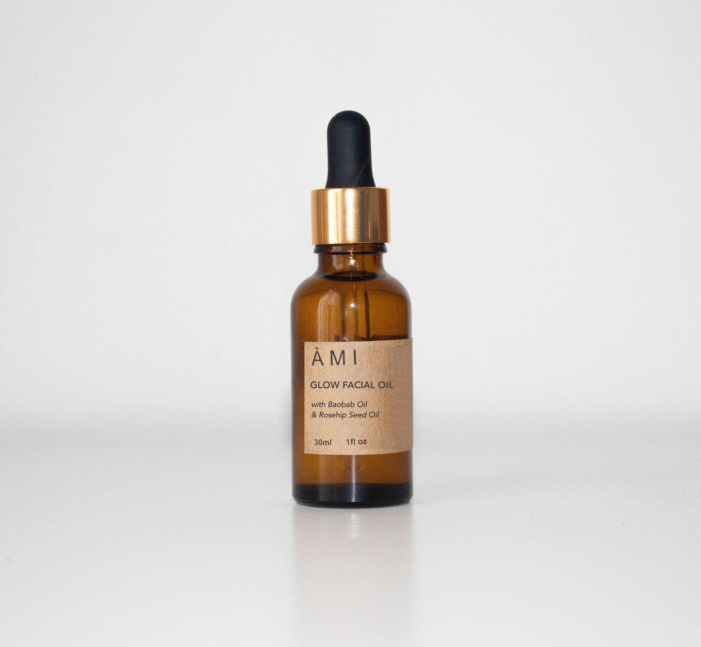 <img src="baobab-jojoba-hydrating-oil.jpg" alt="Baobab & Jojoba Face Oil, nourishing oil with antioxidants and vitamins to hydrate, reduce scars, and promote skin elasticity">