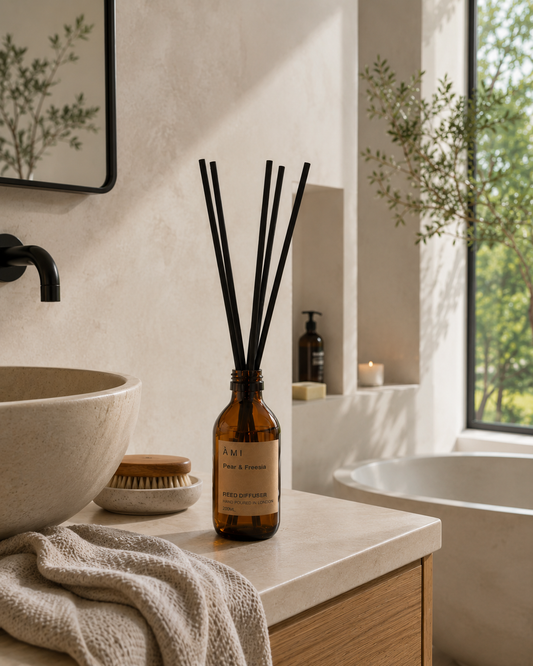 PEAR AND FREESIA REED DIFFUSER